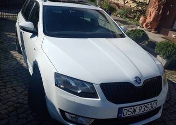 Skoda Octavia kombi 1,4 150 KM.99800 km.hak szyber dach