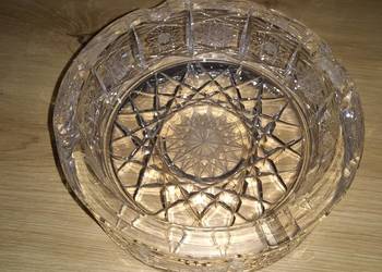 Popielnica kryształowa