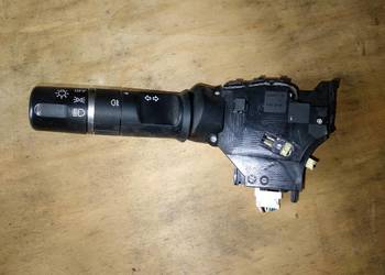 Mazda 2 DE 08r włącznik przełącznik świateł DF7166122
