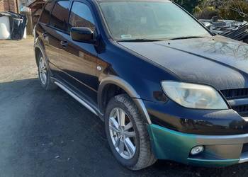 Mitsubishi Outlander 2.0 benzyna całość części.