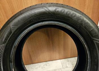 Jak nowe 4 Opony letnie 215/60/R17 96H Goodyear Efficientgrip 2 SUV