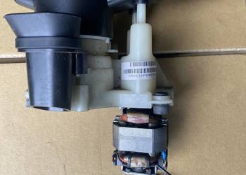 Młynek do kawy express Delonghj