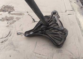 Siodełko rowerowe siedzenie stelaż skóra stare zabytkowe