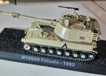 model M109A6 Paladin - 1993 (K13 - 33)