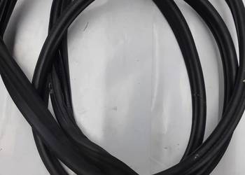 Opel Zafira A  uszczelka drzwi lewa przednia kierowcy