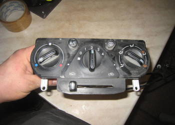 Panel sterowania nawiewów klimatyzacji nadmuchu Subaru Impreza GD 00-