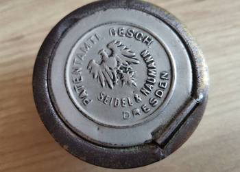 Stara przedwojenna popielniczka wojskowa