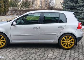 Volkswagen Golf V