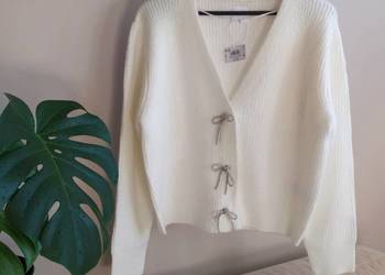 Sweter rozpinany kremowy M