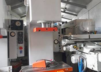 Prasa hydrauliczna WMW PYE 40 SS z wyrzutnikiem (61.000,00 Netto)