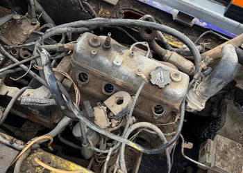 silnik wózek widłowy TOYOYA 5K LPG kilka sztuk części demontaż