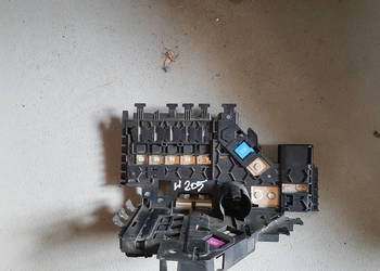 MERCEDES C KLASA W205 CGI MODUL BEZPIECZNIKOW SKRZYNKA A2055401950