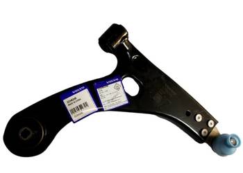 VOLVO C40 XC40 przedni prawy wahacz 32346248