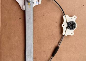 Mechanizm podnoszenia szyby lewy przód Hyundai i20 II 14-20 82450-C7000