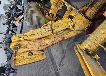 SIŁOWNIK HYDRAULICZNY JCB 535-125 ŁAPY PRAWY