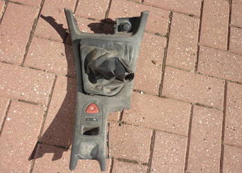 Ramka tunel środkowy Renault Laguna 2.8200025900 Ramka tunel środkowy Renault Laguna 2.8200025900