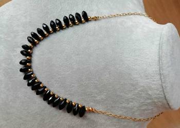 Elegancki i prosty naszyjnik