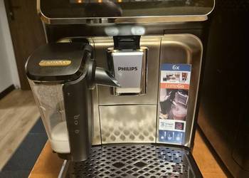 Ekspres Philips LatteGo EP3347