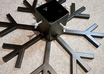 Stojak pod choinkę – solidny metalowy, czarny mat, 50 cm – unikalny kształt