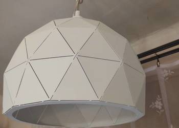 Lampa wisząca.