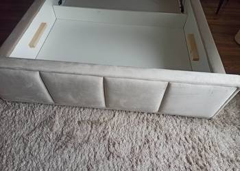 Sprzedam łóżko tapicerowane z pojemnikiem nowe 200x200