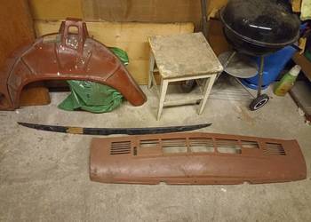 Listwa dolna (szabla) pasa przedniego fiat 125p 68-75