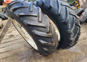 Koła bliźniacze  16,9-34  14-34 na szybko sprzęgach , opony Goodyear.