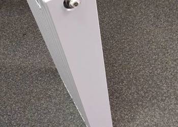 Biały grzejnik Purmo 900x400 podłączenie boczne.