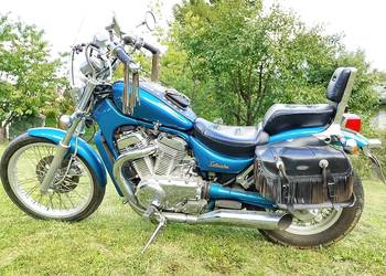 Suzuki Intruder 600