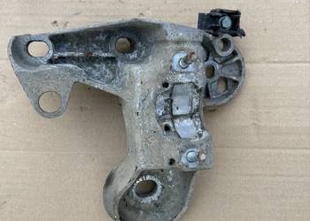 Łapa wspornik silnika prawy Audi a4 b6 b7 8e0199352f