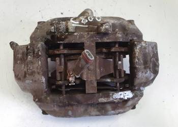 Mercedes SL SL500 R230 PRZEDNI ZACISK HAMULCOWY prawy przód 20825101