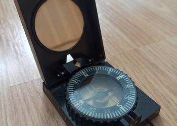 Kompas niemiecki Freiberger Prazisionsmechanik w bardzo dobrym stanie