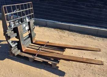 Pozycjoner Wideł z przesuwem Durwen 2 klasa karetki Chwytak widłowy