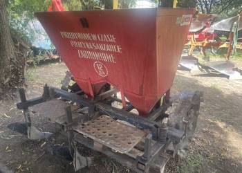 Sadzarka do ziemniaków AKPIL Sadzarka do ziemniaków AKPIL
