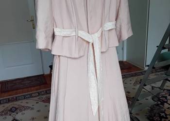 suknia i żakiet z kreponu