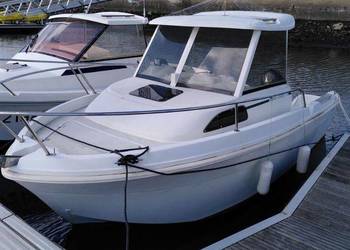 łódka jacht łódź motorowa pilothouse MERRY FISHER