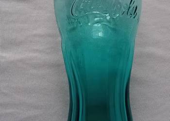 Kolekcjonerska turkusowa szklanka Coca Cola Koffeinhaltig. 250 ml. Kolekcjonerska turkusowa szklanka Coca Cola Koffeinhaltig. 250 ml.