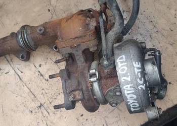 TOYOTA AVENSIS T22 2,0TD 2C-TE turbosprężarka kolektor wydechowy