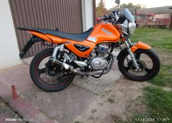 Motocykl 125 cm3 z 2015r