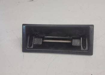 WKŁAD POPIELNICZKI PRZÓD AUDI A4 B7 8E0857989B