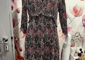 Primark sukienka kwiaty plisowana hit roz.42
