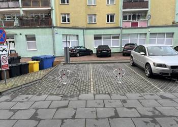 Naziemne miejsce postojowe w centrum