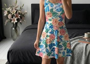 Sukienka H&M w kwiaty – XS ale pasuje też na /S/M