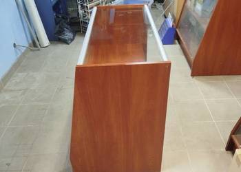 Lady sklepowe przeszklone