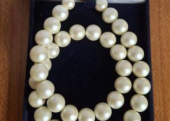 Klasyczne wykwintne perłowe koraliki