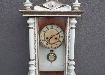 Stary zegar ścienny mały Junghans biało złoty sprawny film gongu E228 Stary zegar ścienny mały Junghans biało złoty sprawny film gongu E228