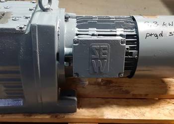 Motoreduktor 5,3 kW/ 100 obr Motoreduktor 5,3 kW/ 100 obr