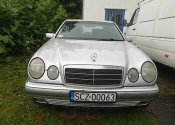 Mercedes W210. 2.2 CDI
