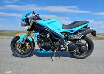 Triumph Speed Triple 1050 transport wysyłka
