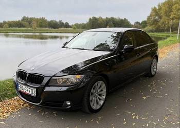 BMW Seria 3 BMW E90 318i LCI 2009r Grzane fotele Xenon Hak Tempomat PDC